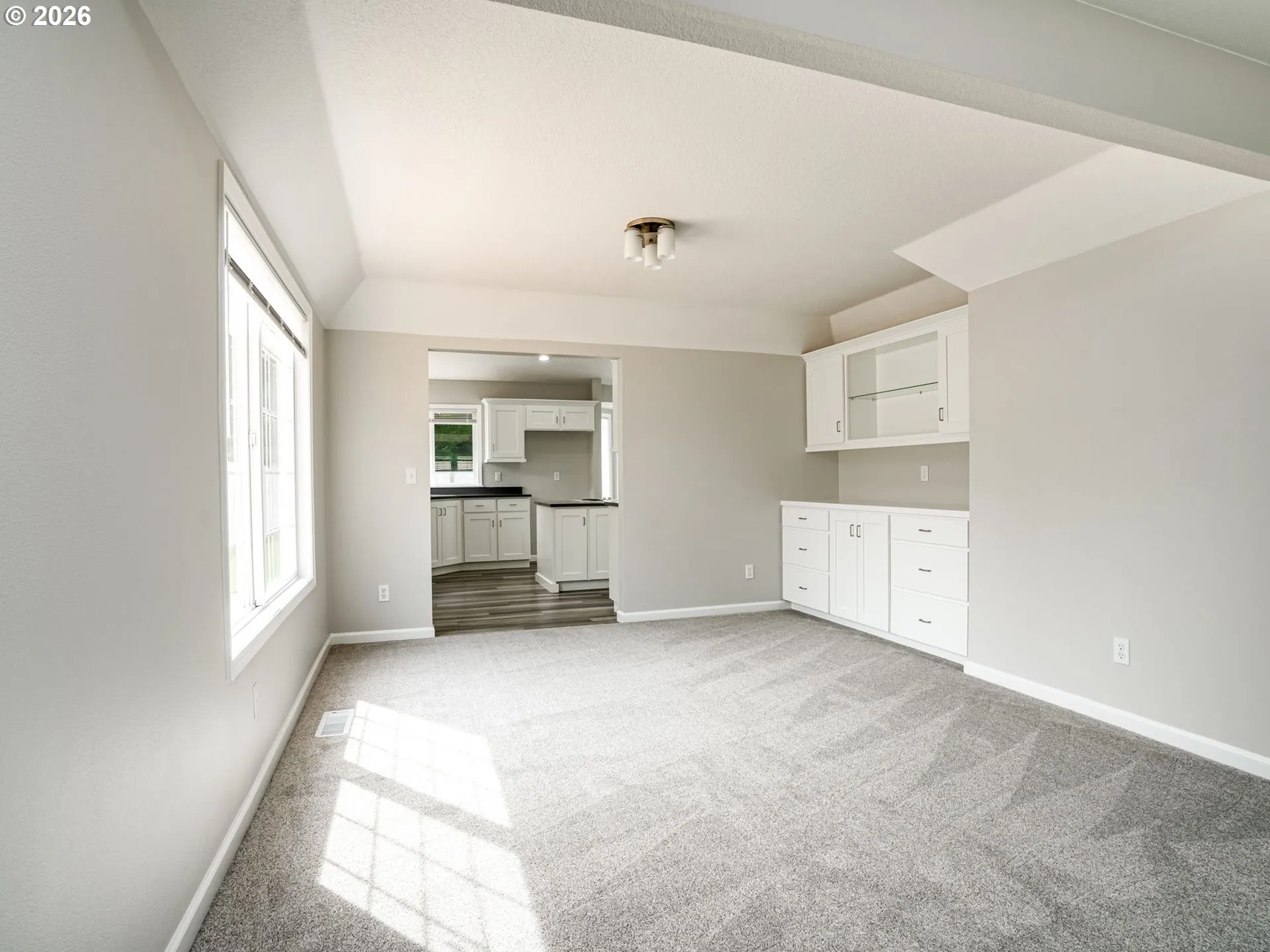 Dining Room-Built-In Cabinets