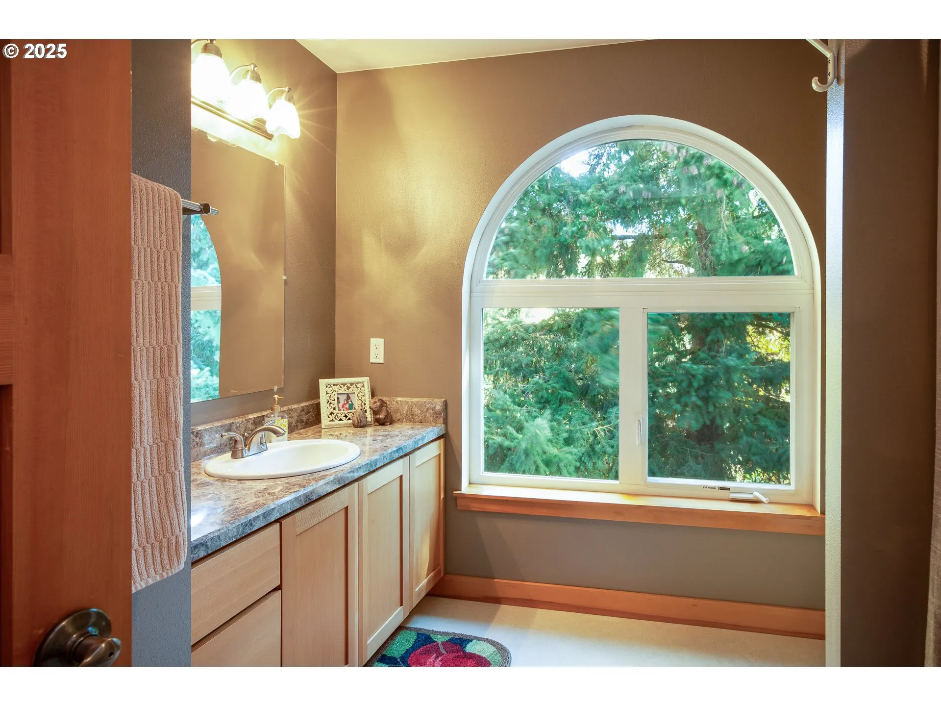 Bathroom-Hall