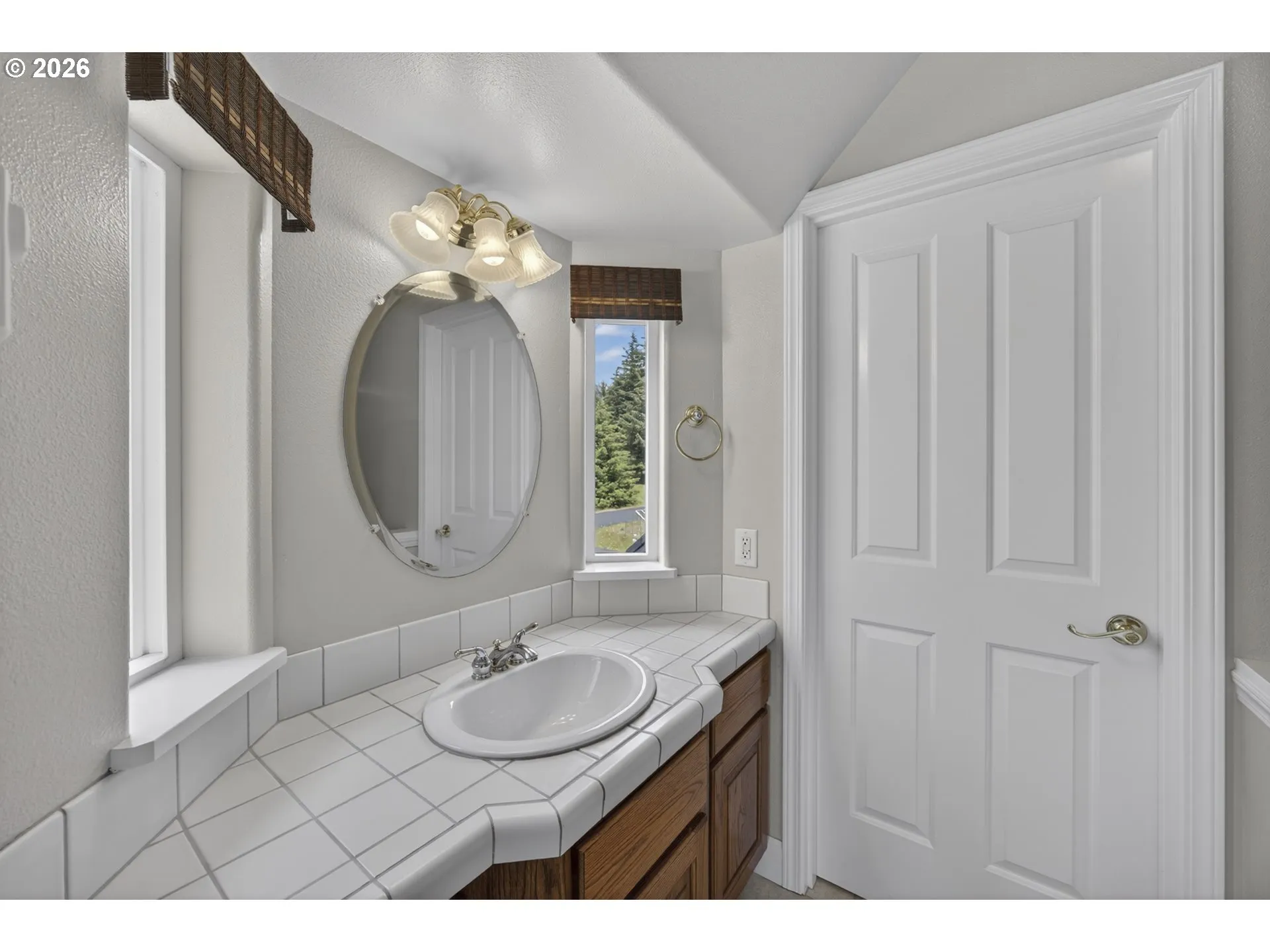 Bathroom-Jack and Jill