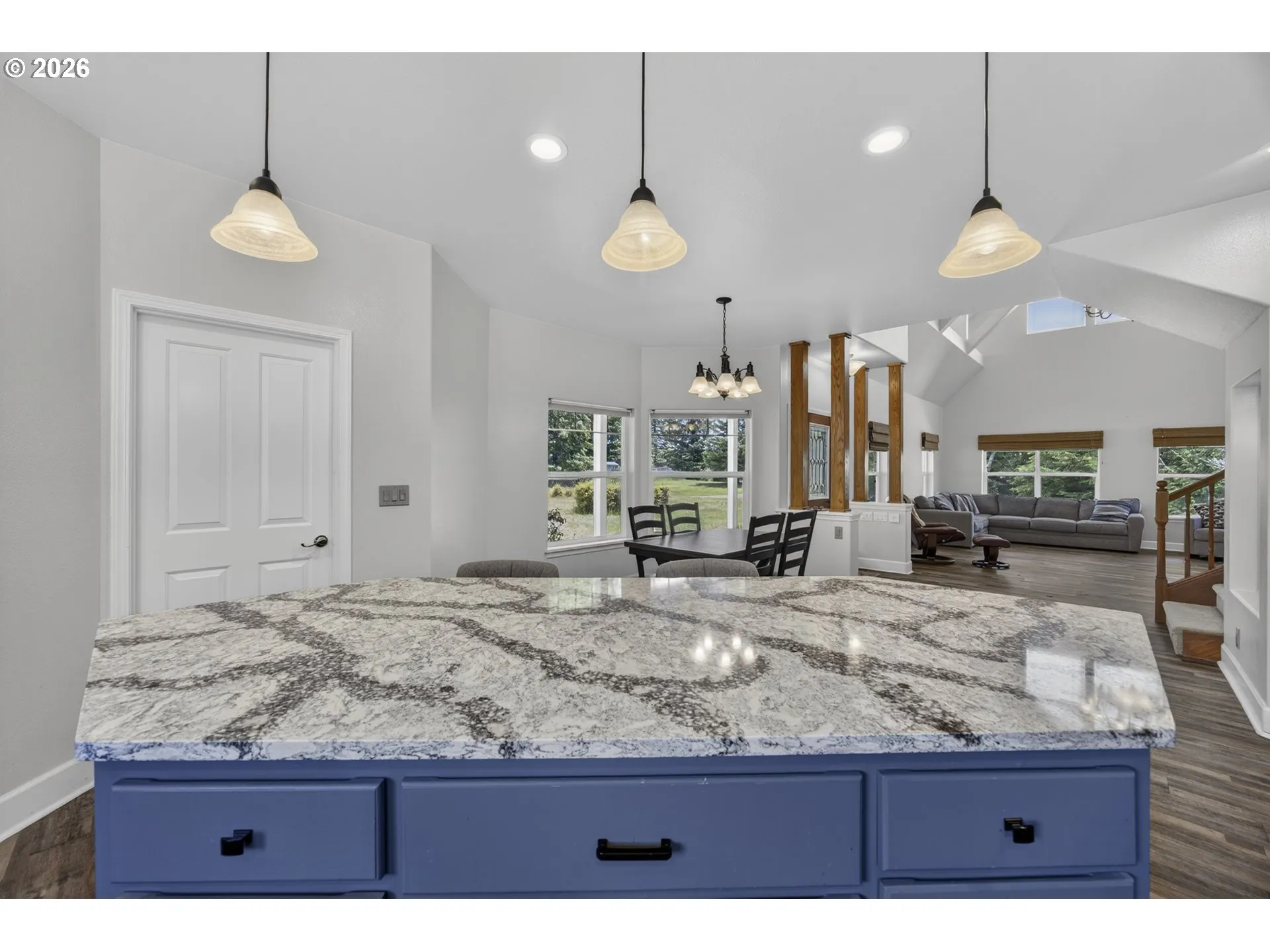 Kitchen-Island