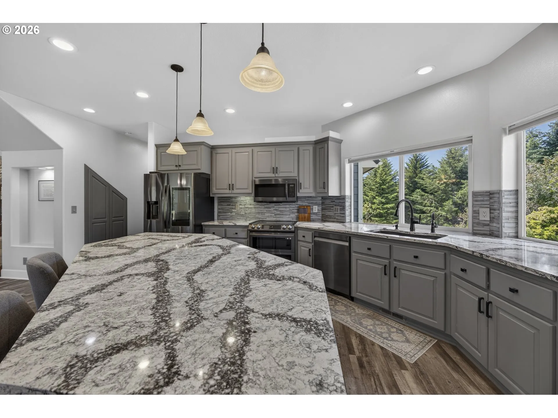 Kitchen-Island