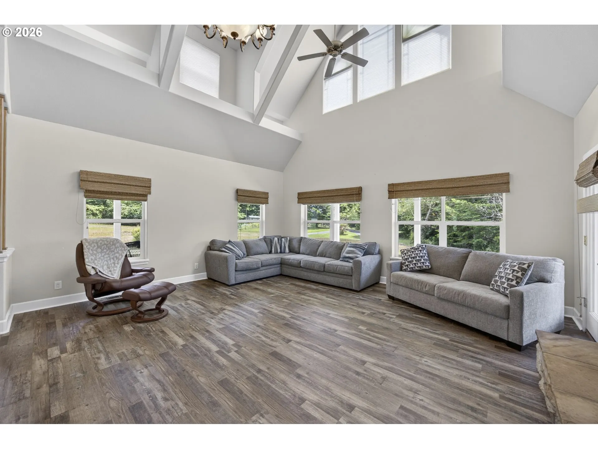 Living Room-Ceiling Fan