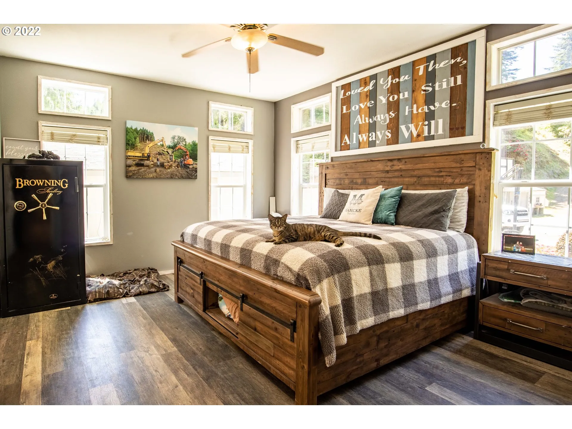Bedroom, Primary-Ceiling Fan