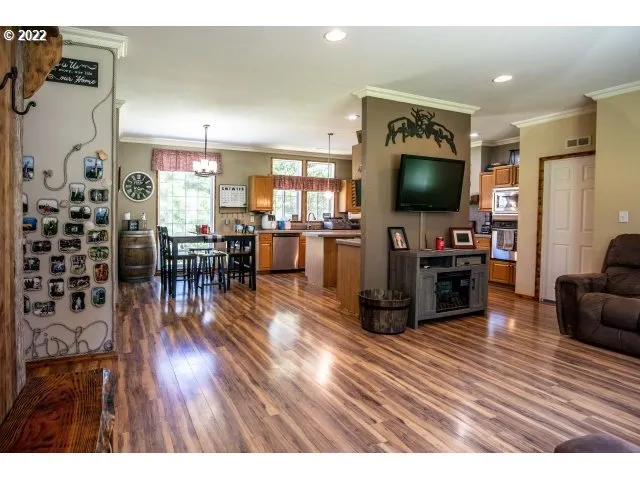 Living Room/Dining Room