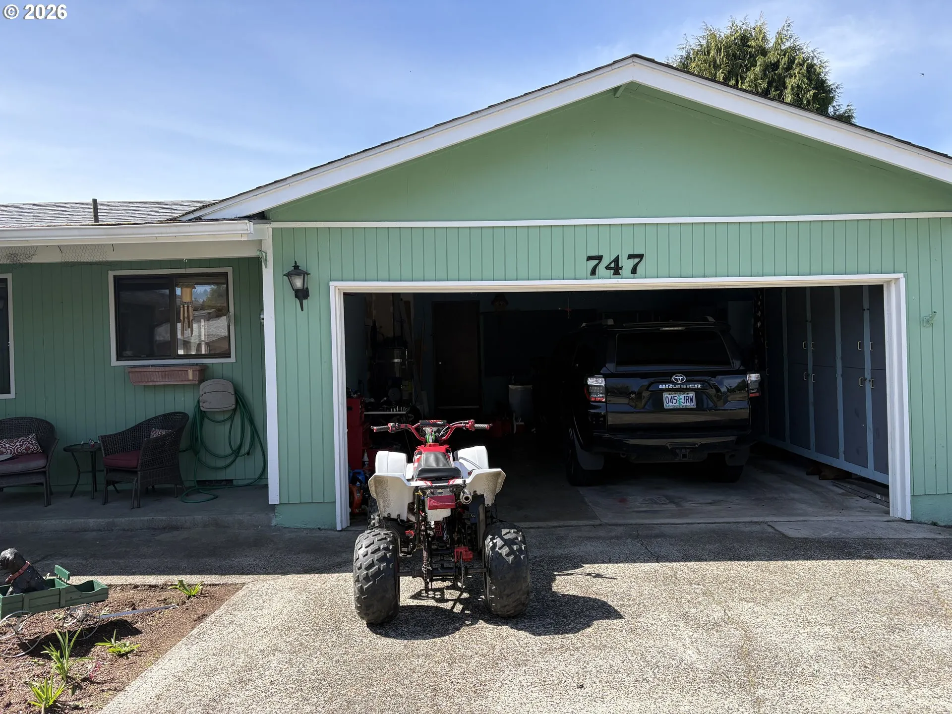 Garage