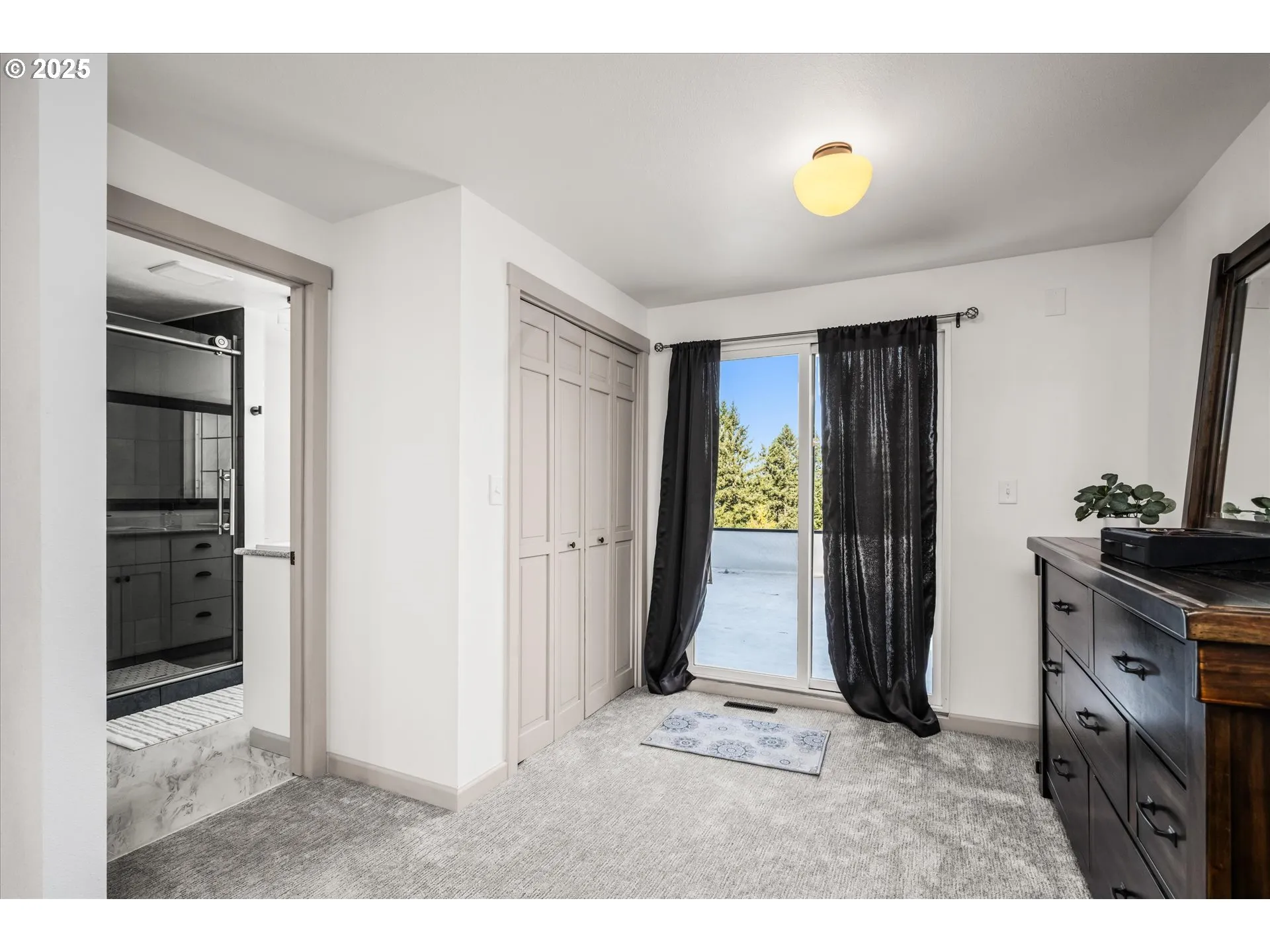 Owner's Suite Bedroom-Upper