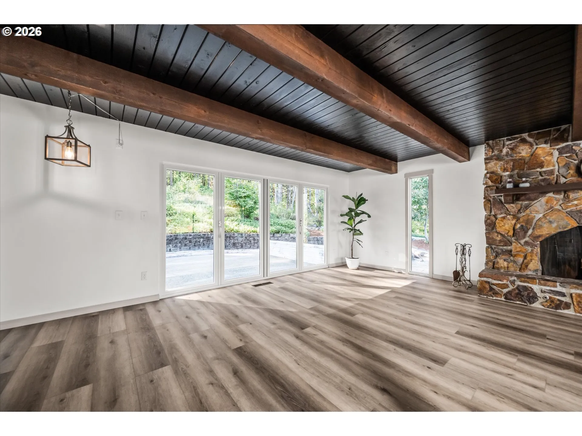 Living Room/Dining Room