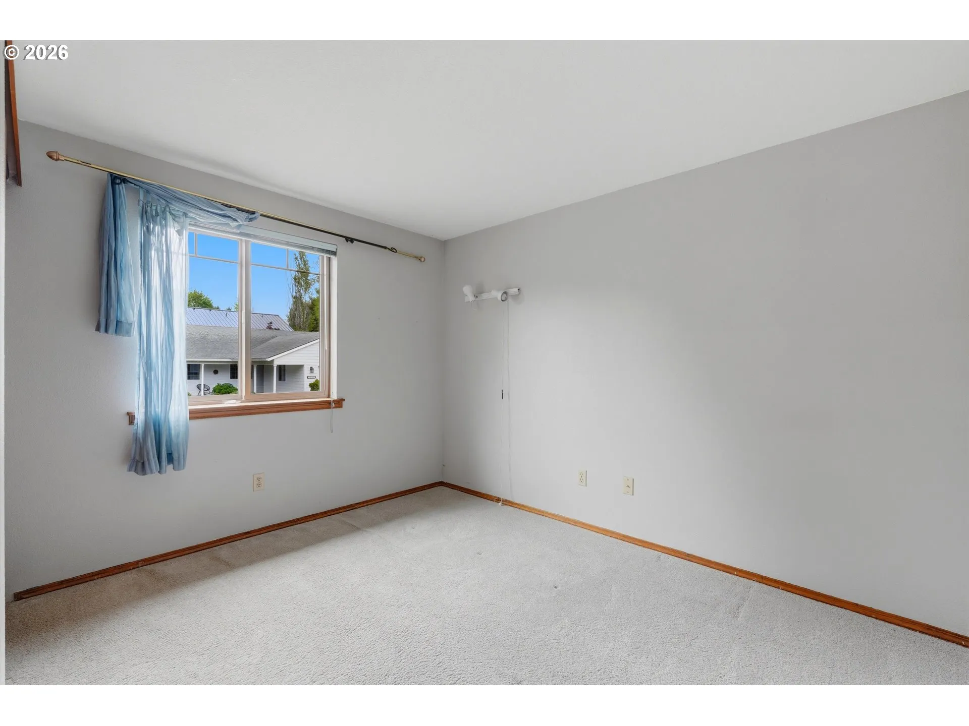 Bedroom-Upper