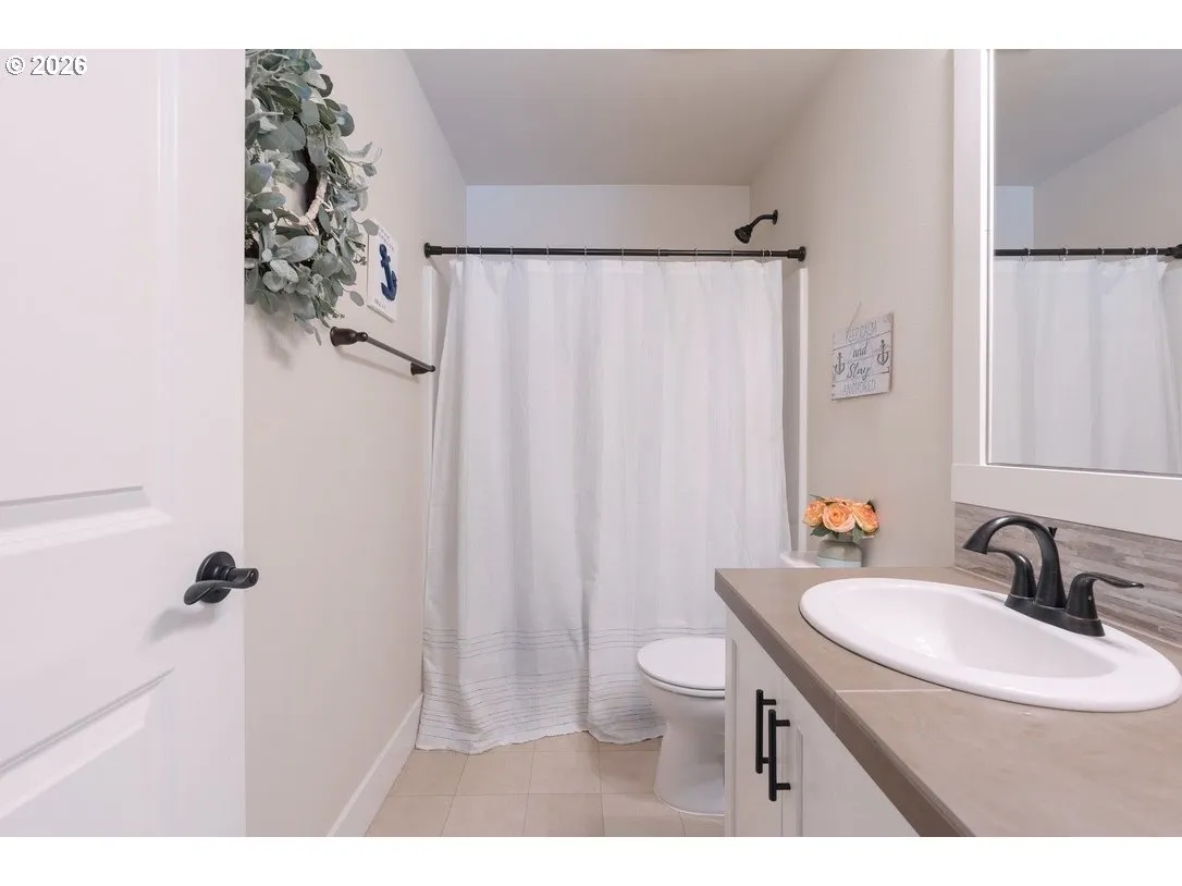 Bathroom-Hall