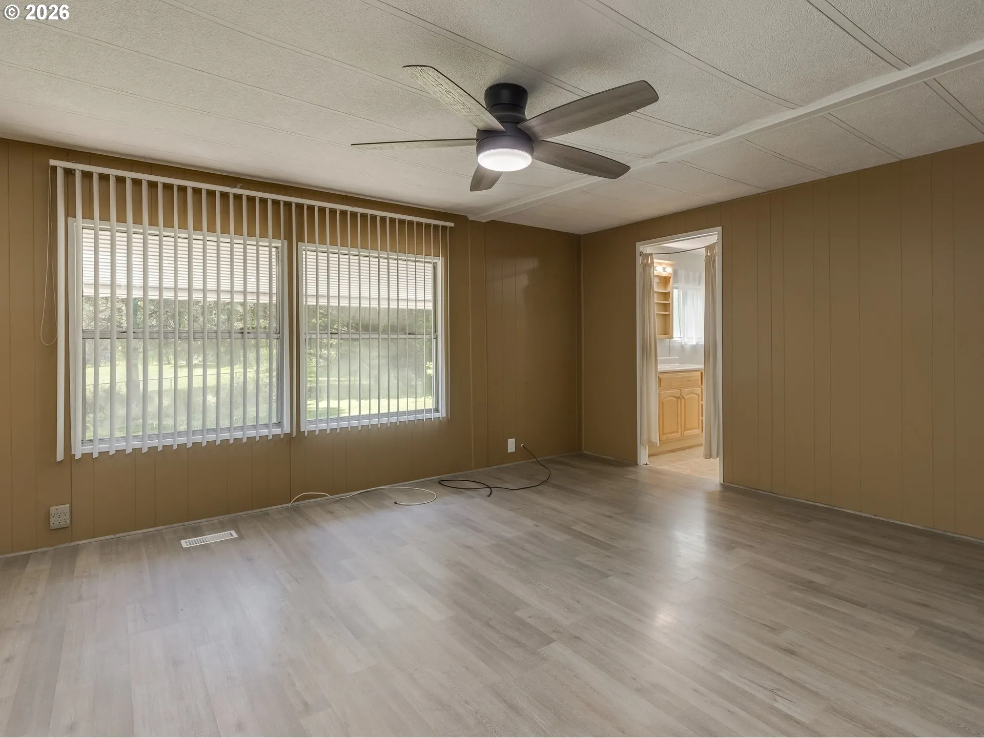 Primary Bedroom-Ceiling Fan