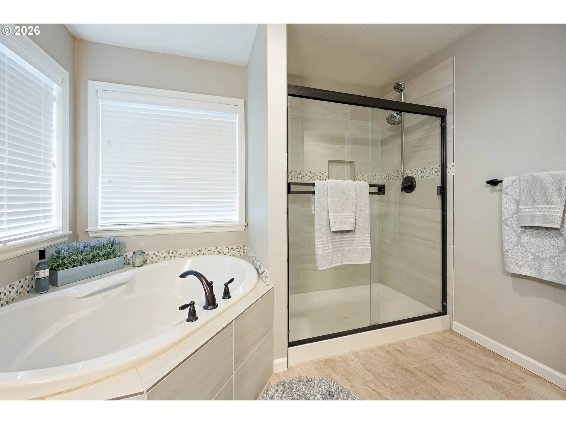 Bathroom-Walk in Shower