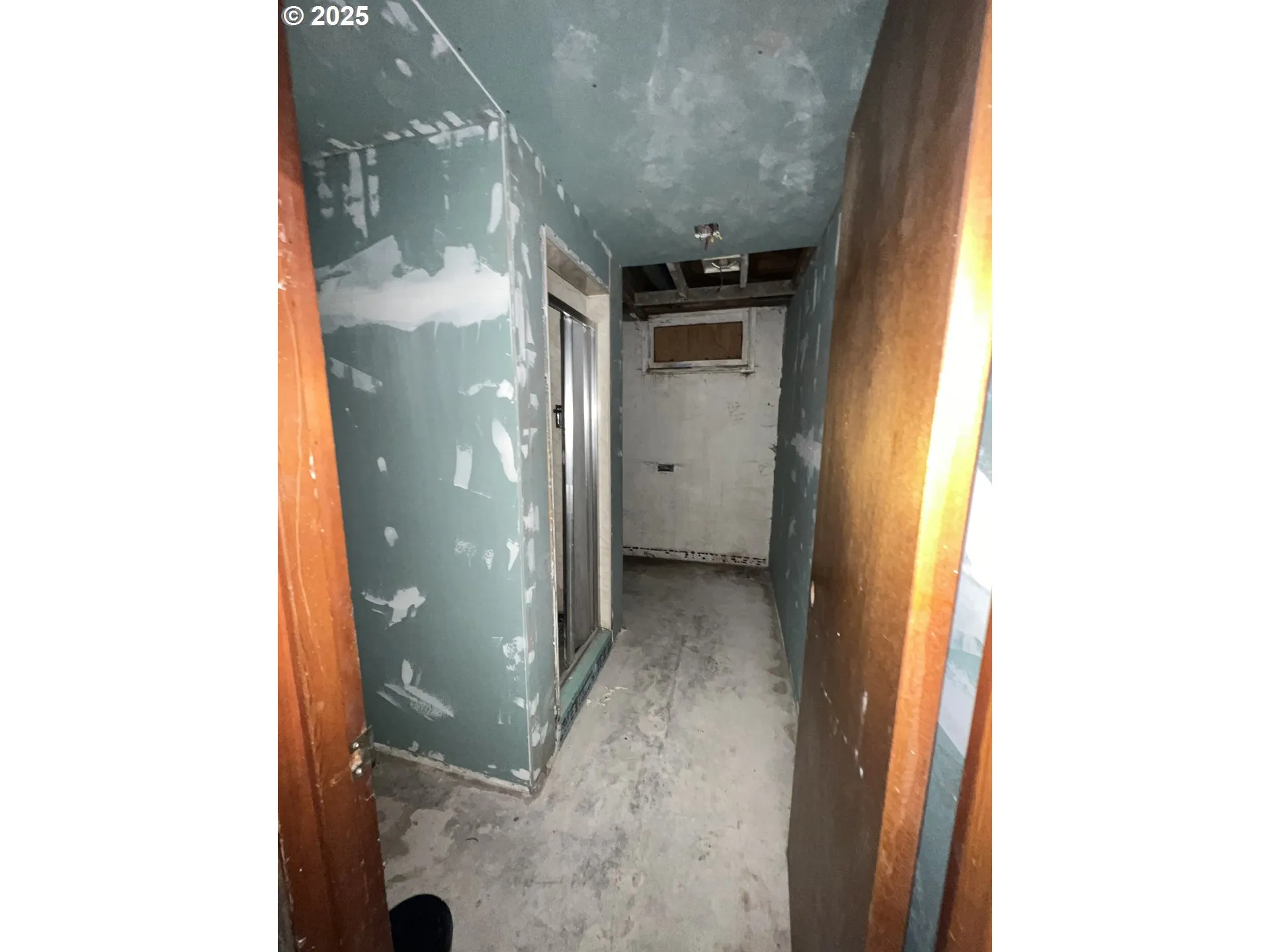 Bathroom-Lower
