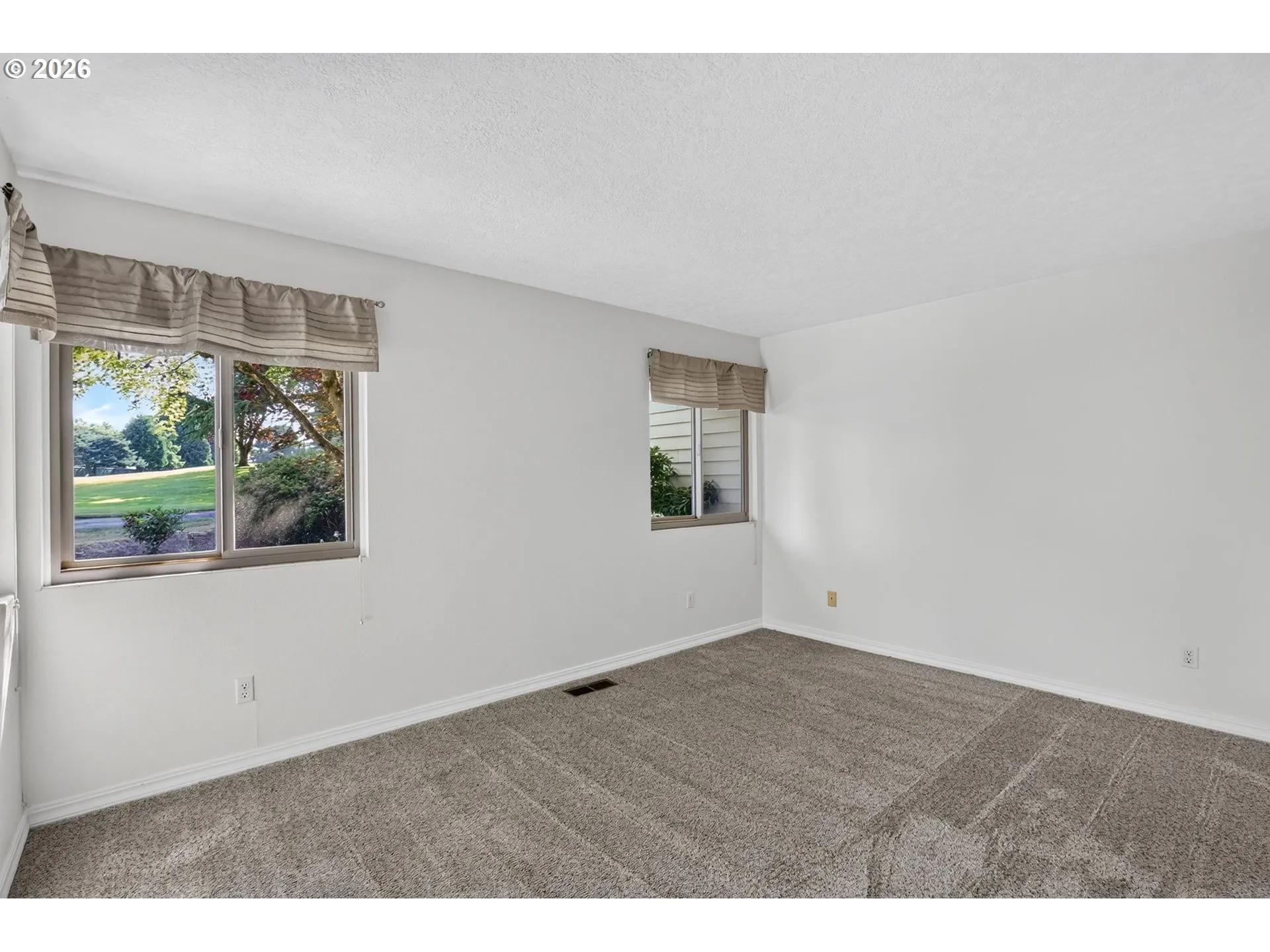 Primary Bedroom-Lower