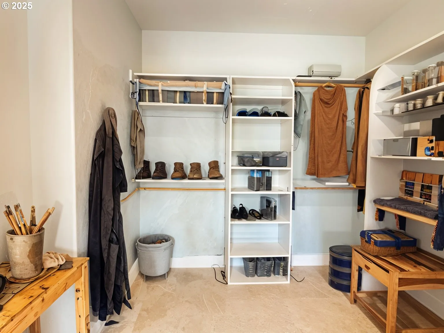 Bedroom, Owner's Suite-Walk-In Closet