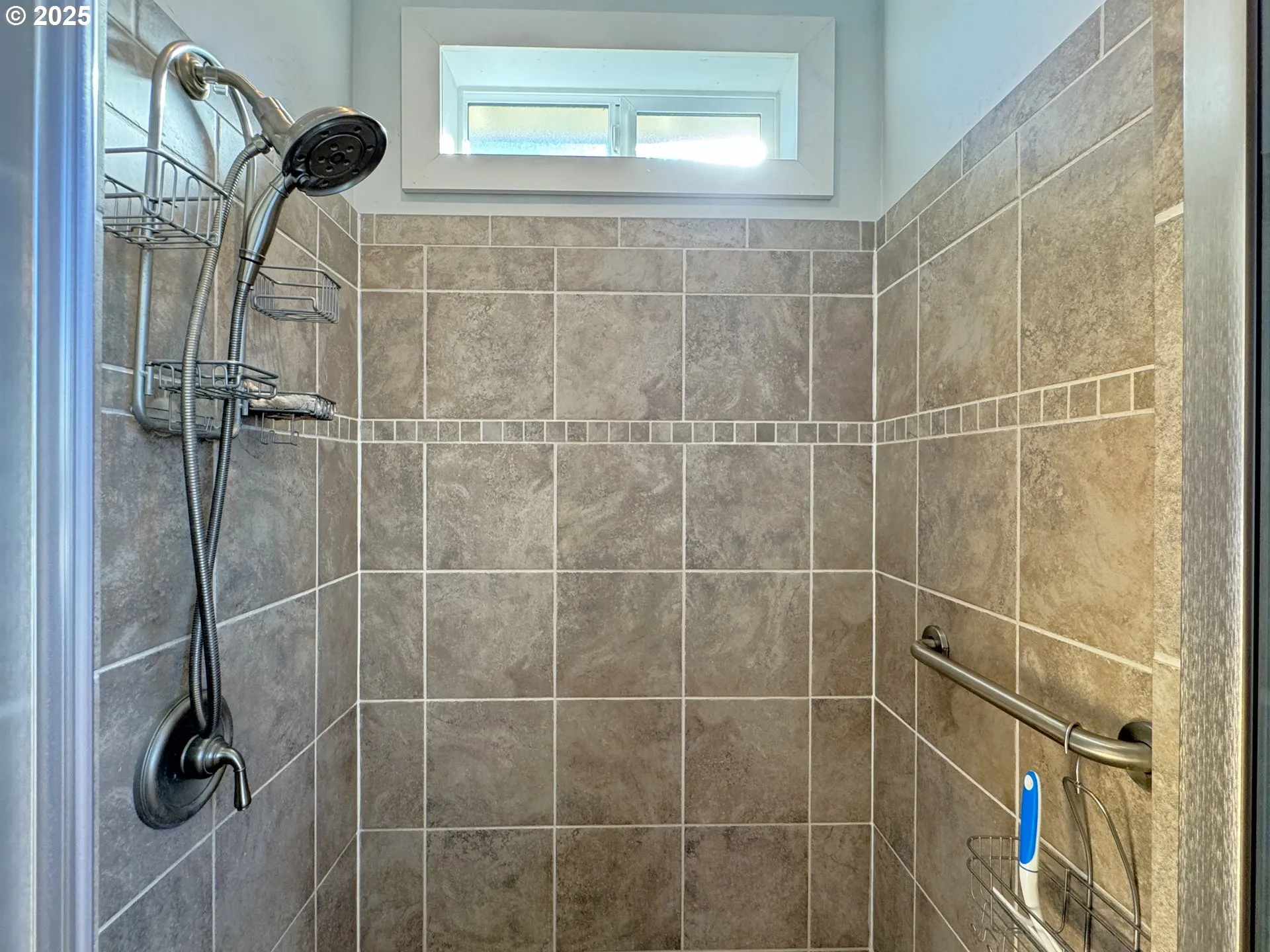 Bathroom-Walk in Shower