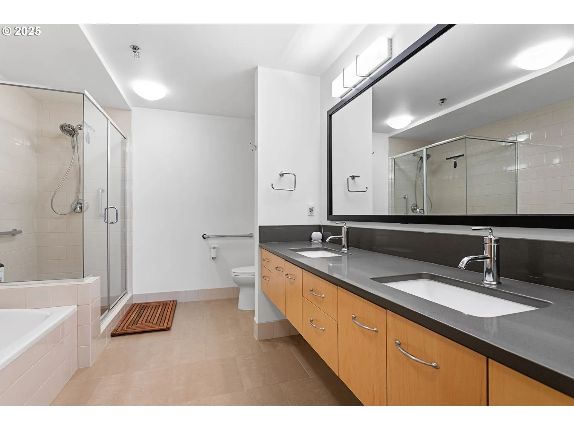 Bathroom-Double Sinks
