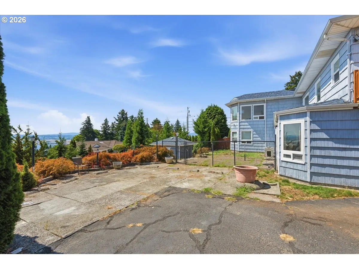 Backyard-Fenced
