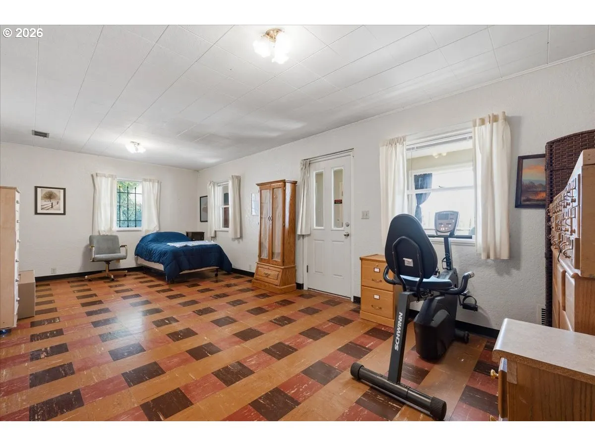 Bonus Room-Lower