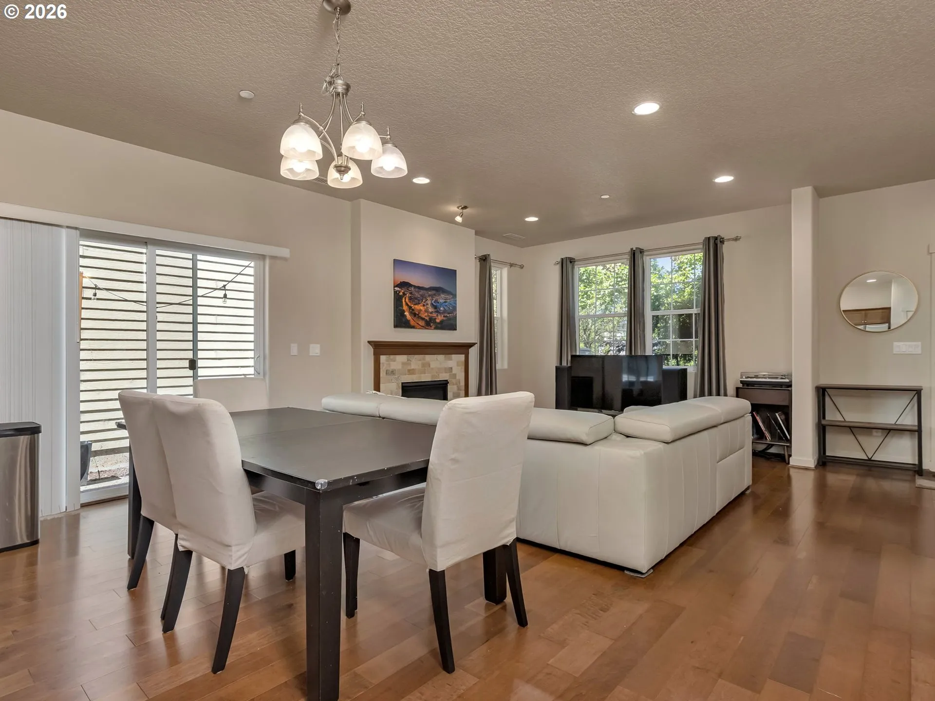 Living Room/Dining Room