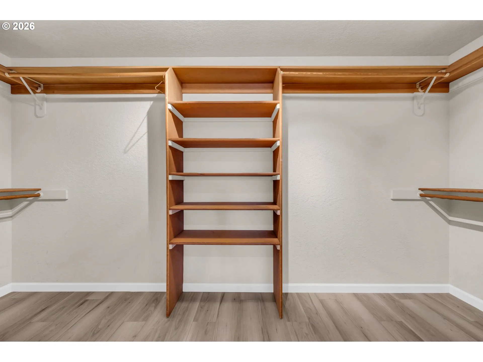Bedroom, Primary-Walk-In Closet