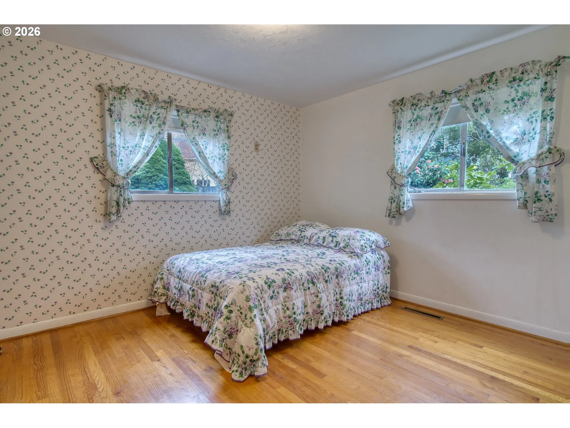 Bedroom-Main