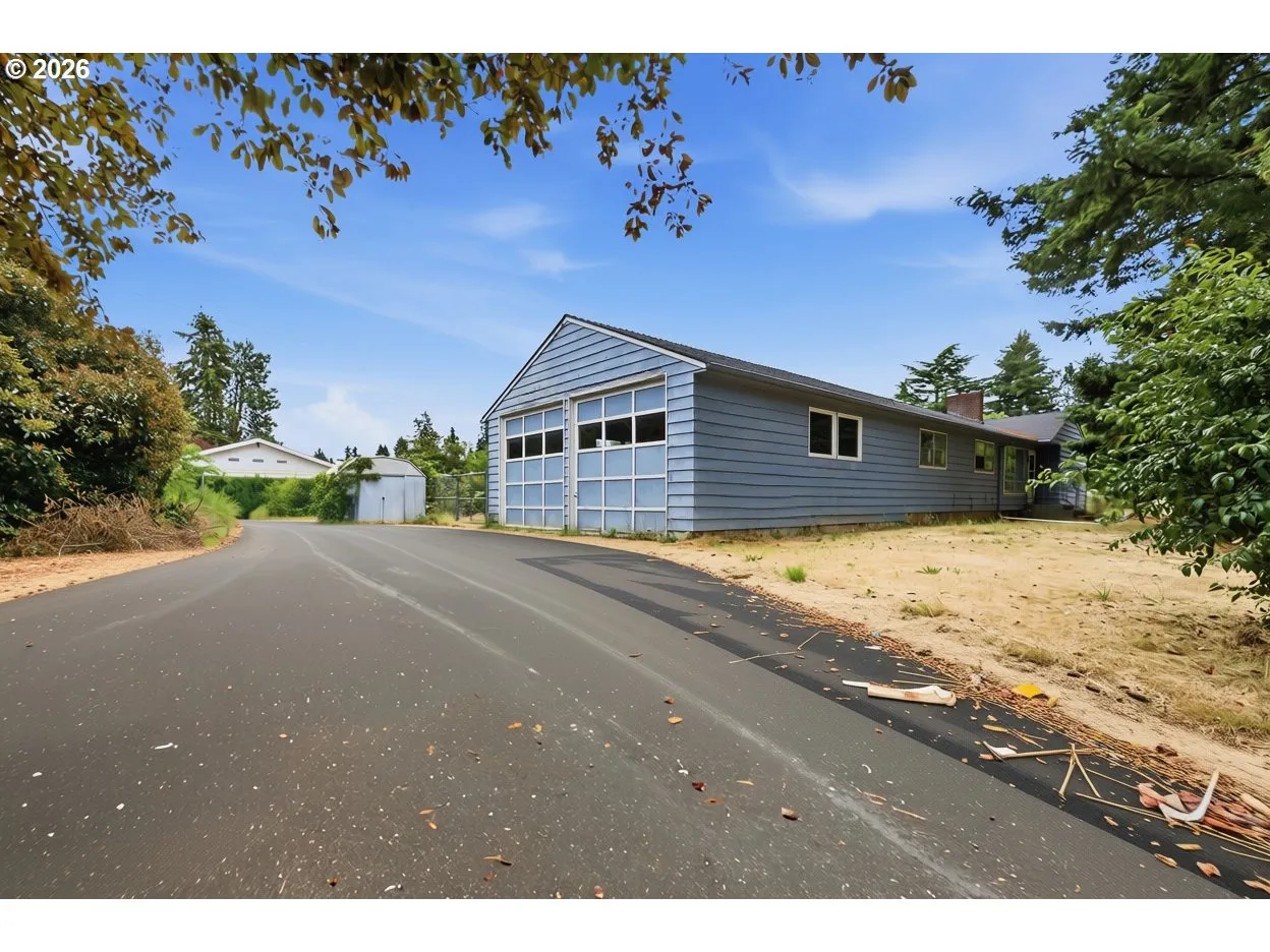 Garage-# 2