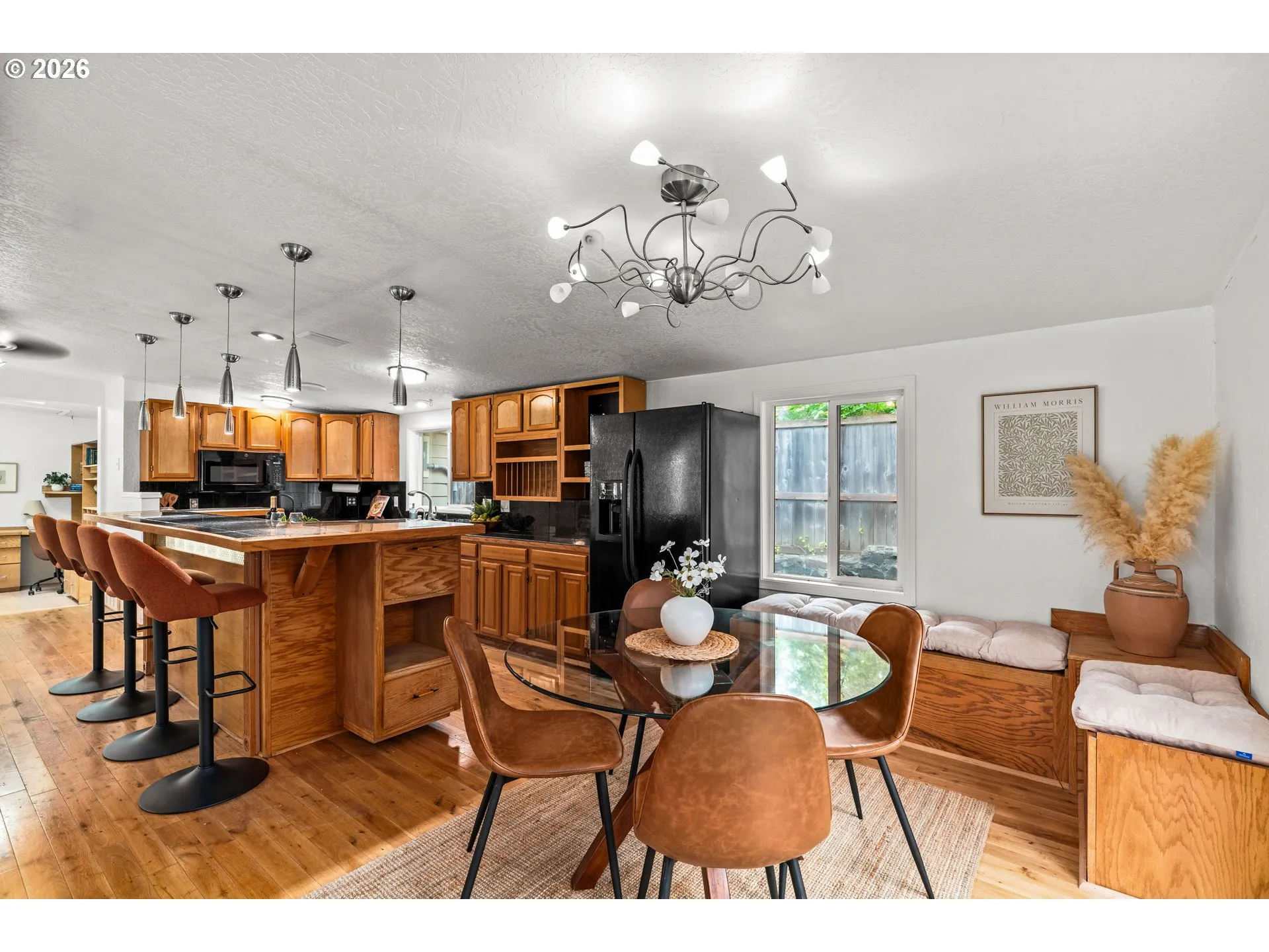 Kitchen/Nook-Eating Area