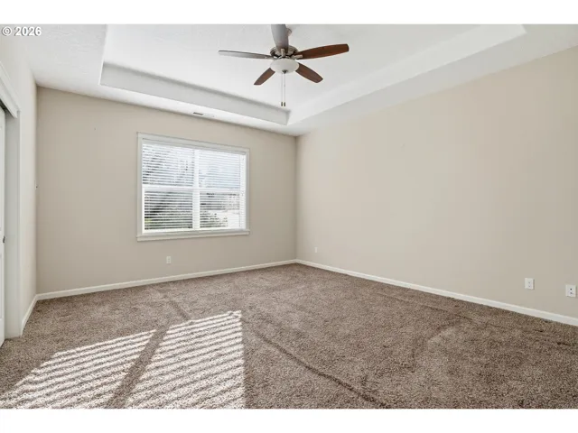 Bedroom, Primary