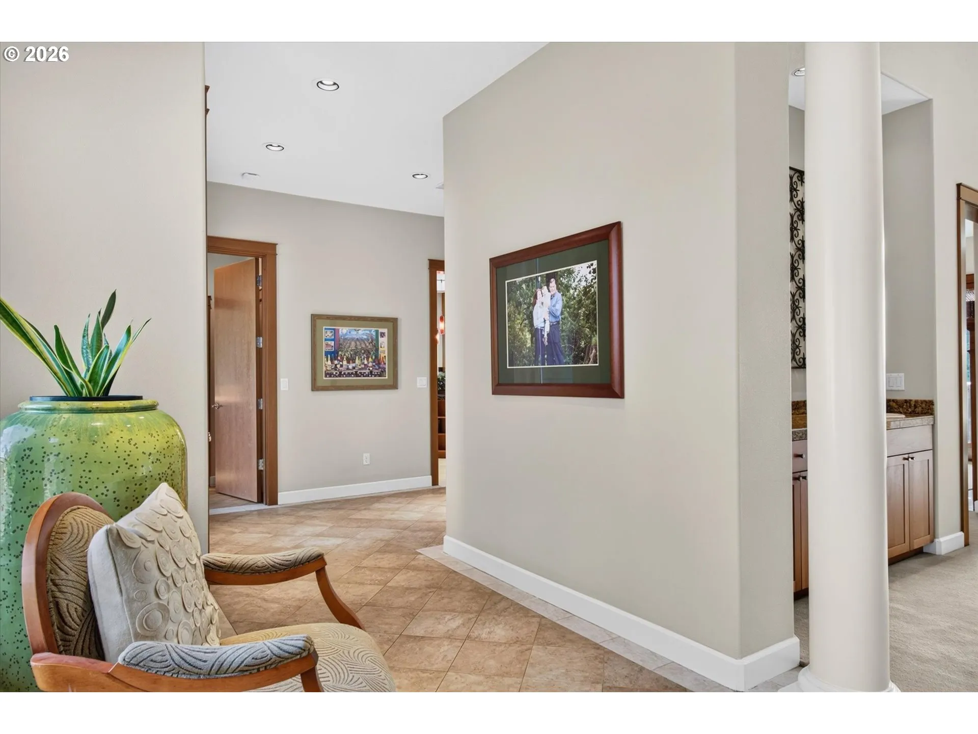 Entrance/Foyer