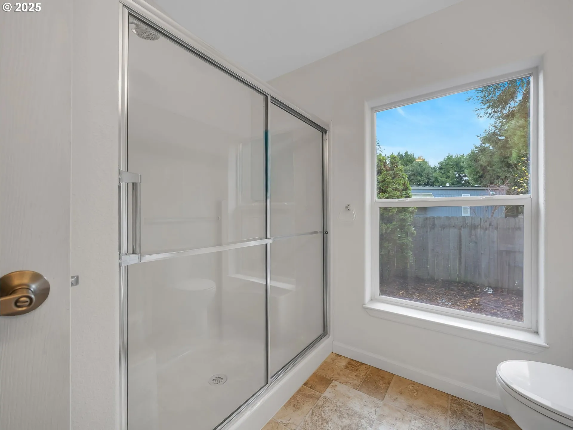 Bathroom-Walk in Shower