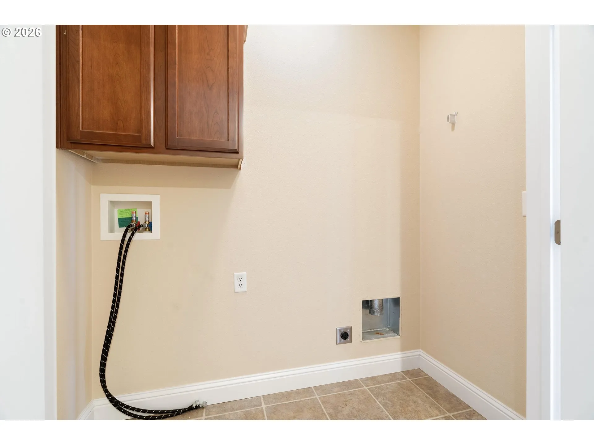 Laundry-Upper