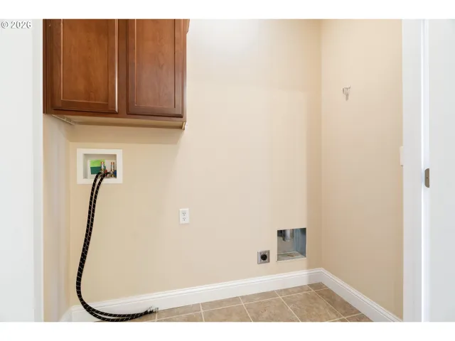 Laundry-Upper