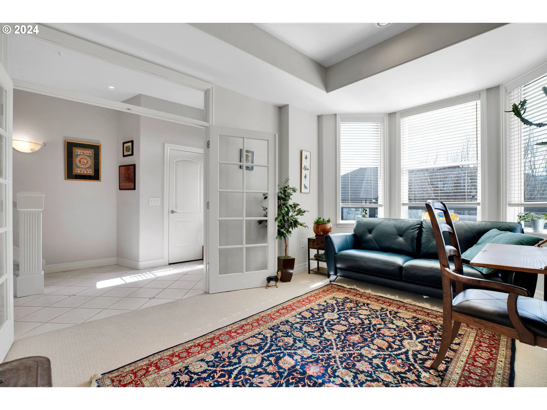 Bedroom-Full Bathroom