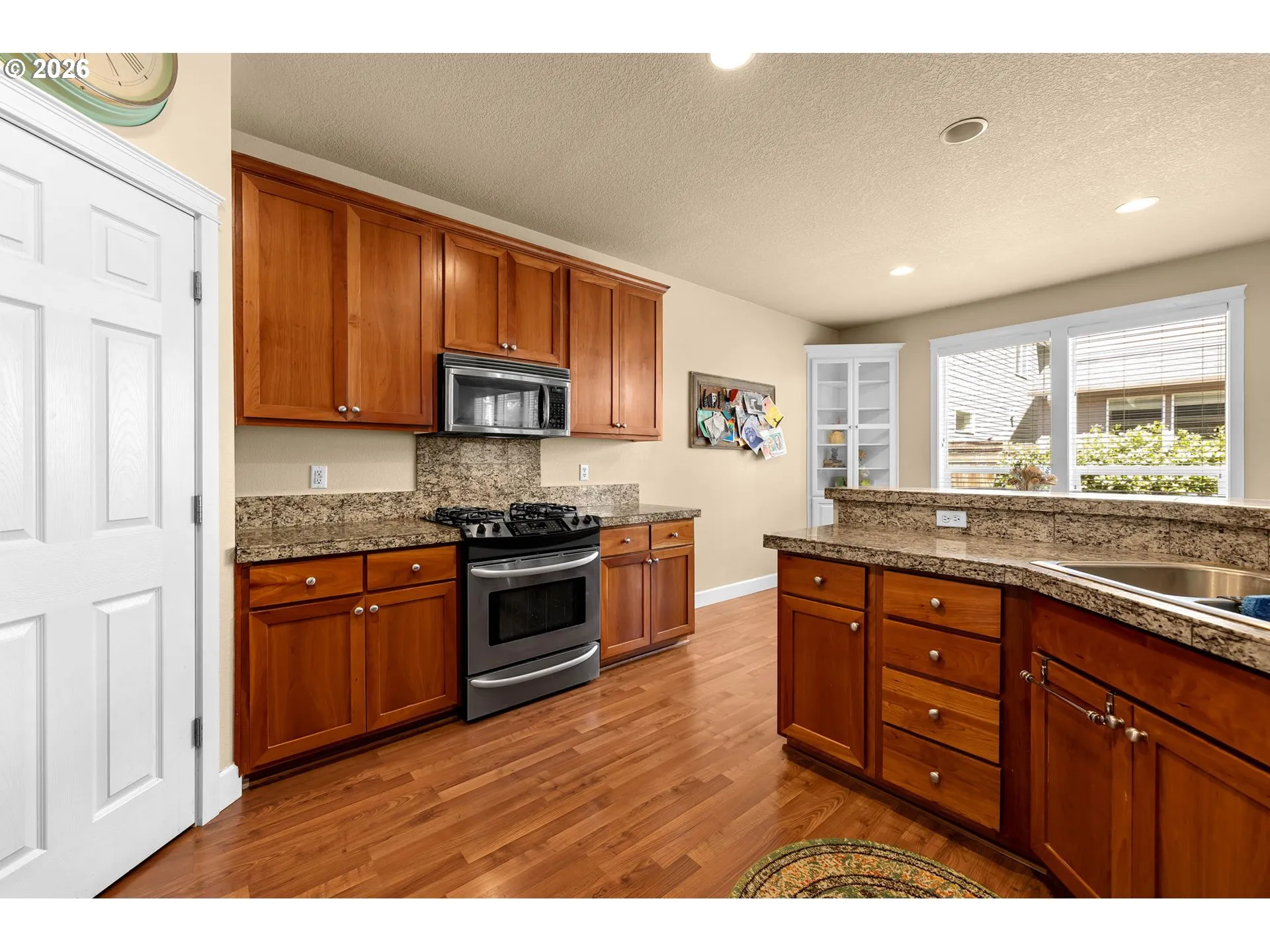 Kitchen-Island
