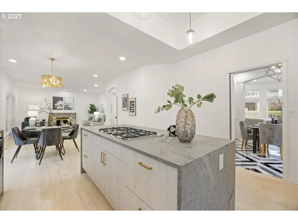 Kitchen-Cooking Island