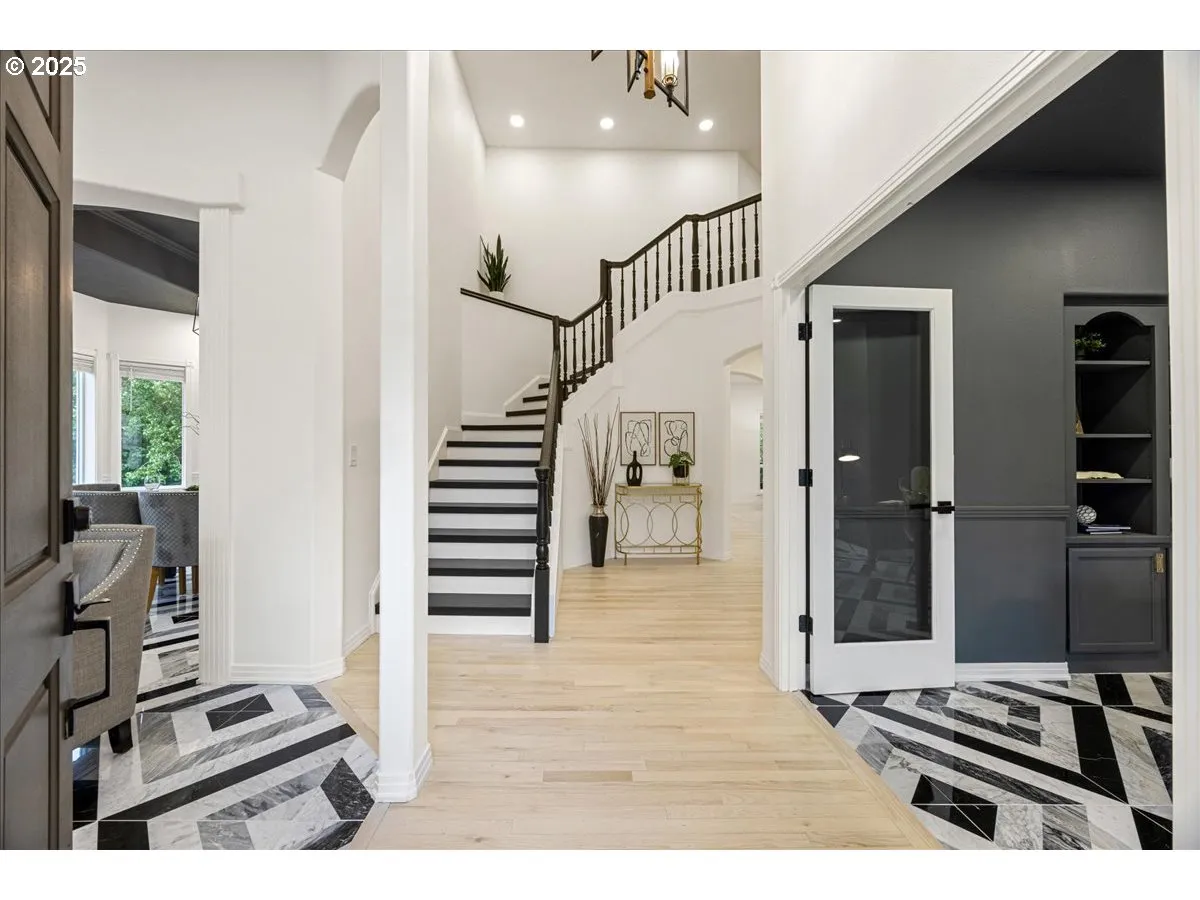 Entrance/Foyer