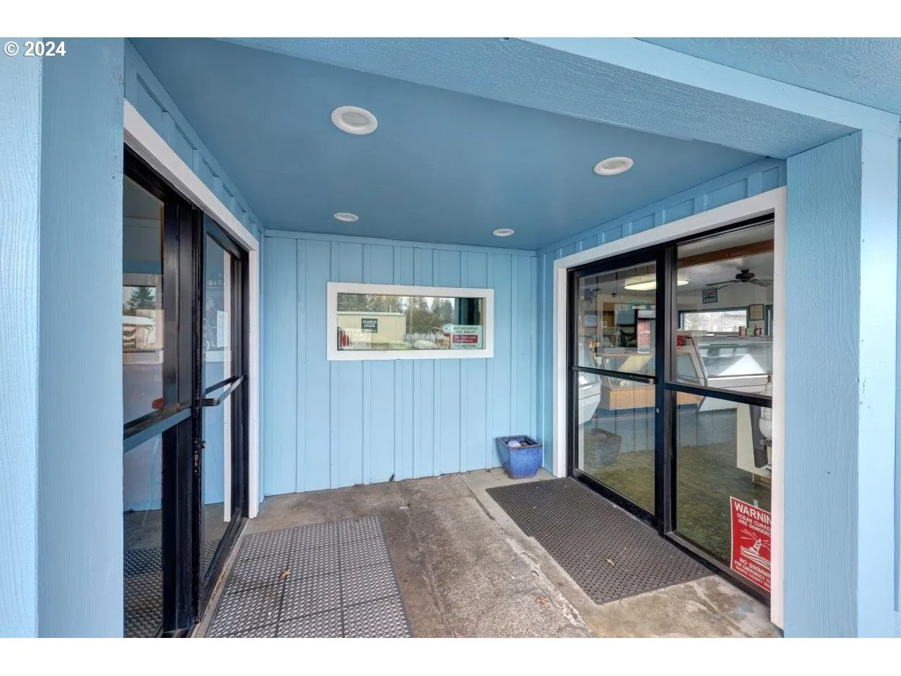 Entrance/Foyer