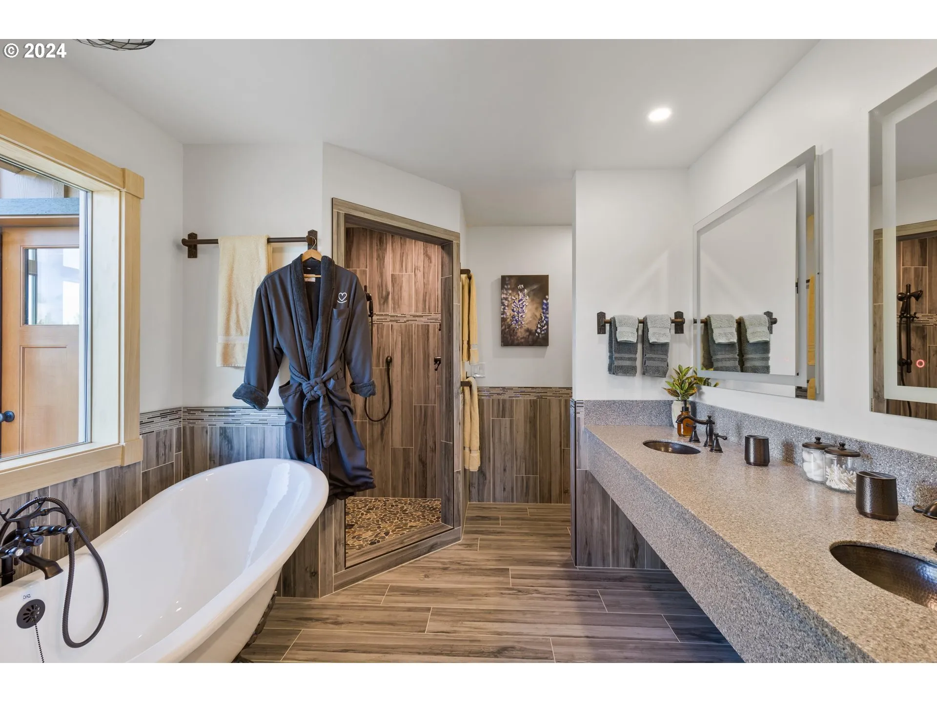 Bathroom, Attached-Double Sinks