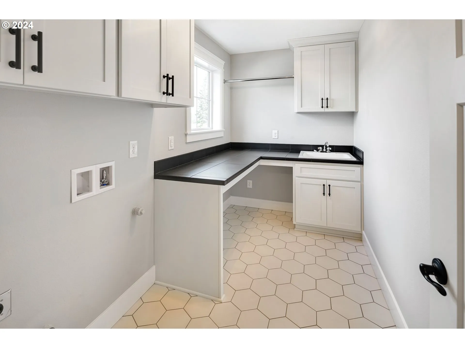 Laundry-Upper