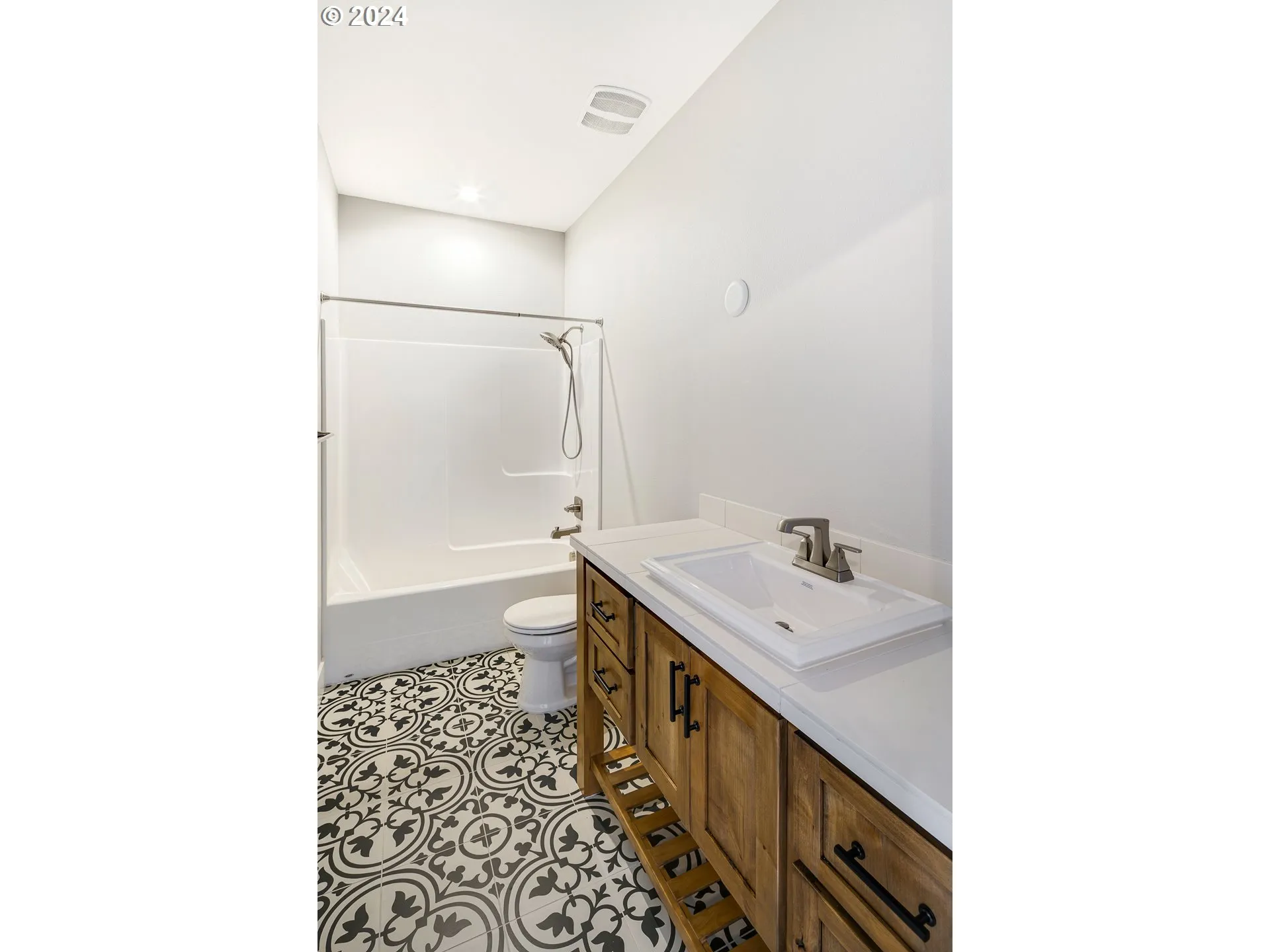 Bathroom-Lower