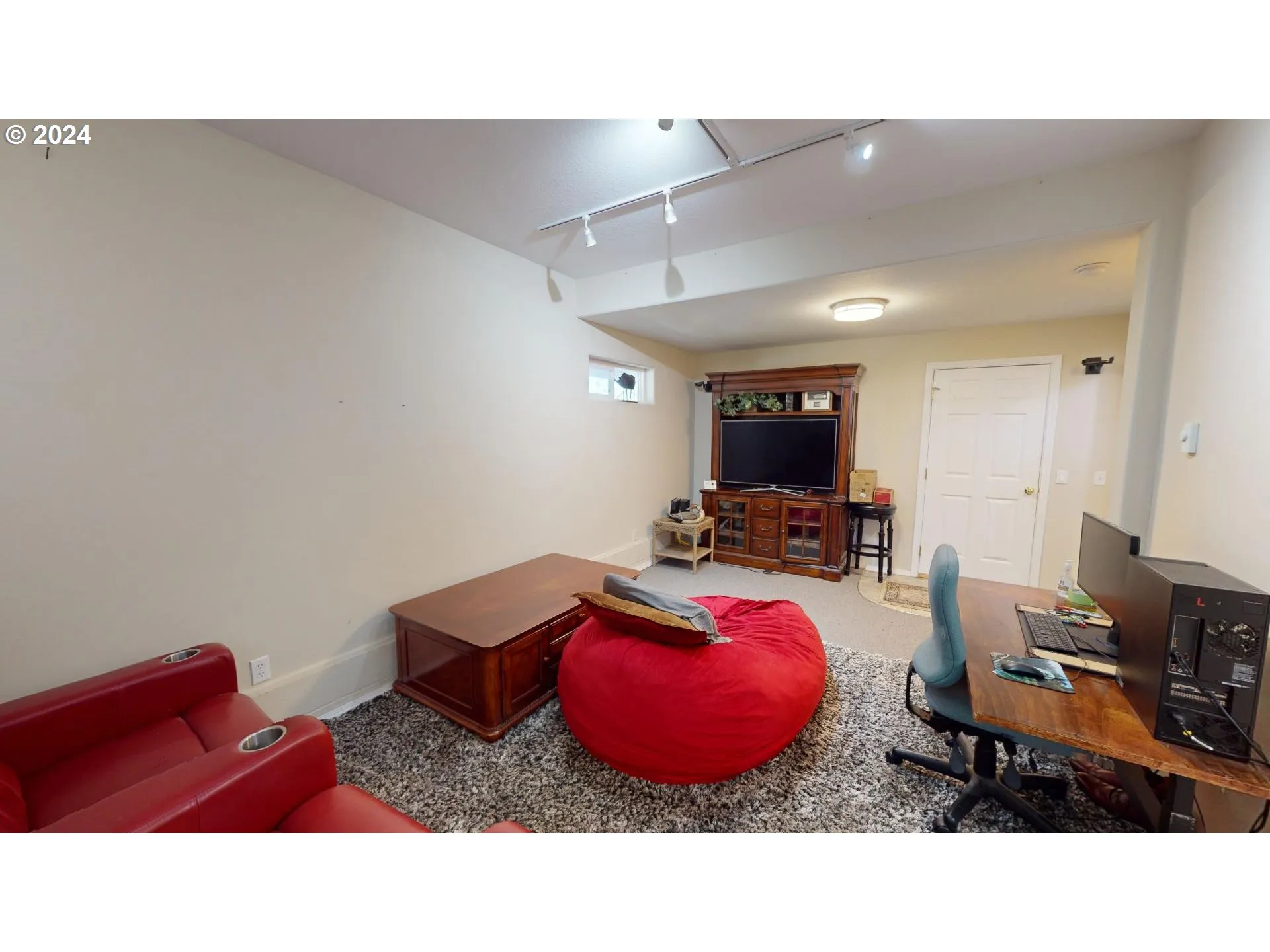 Family Room-Lower