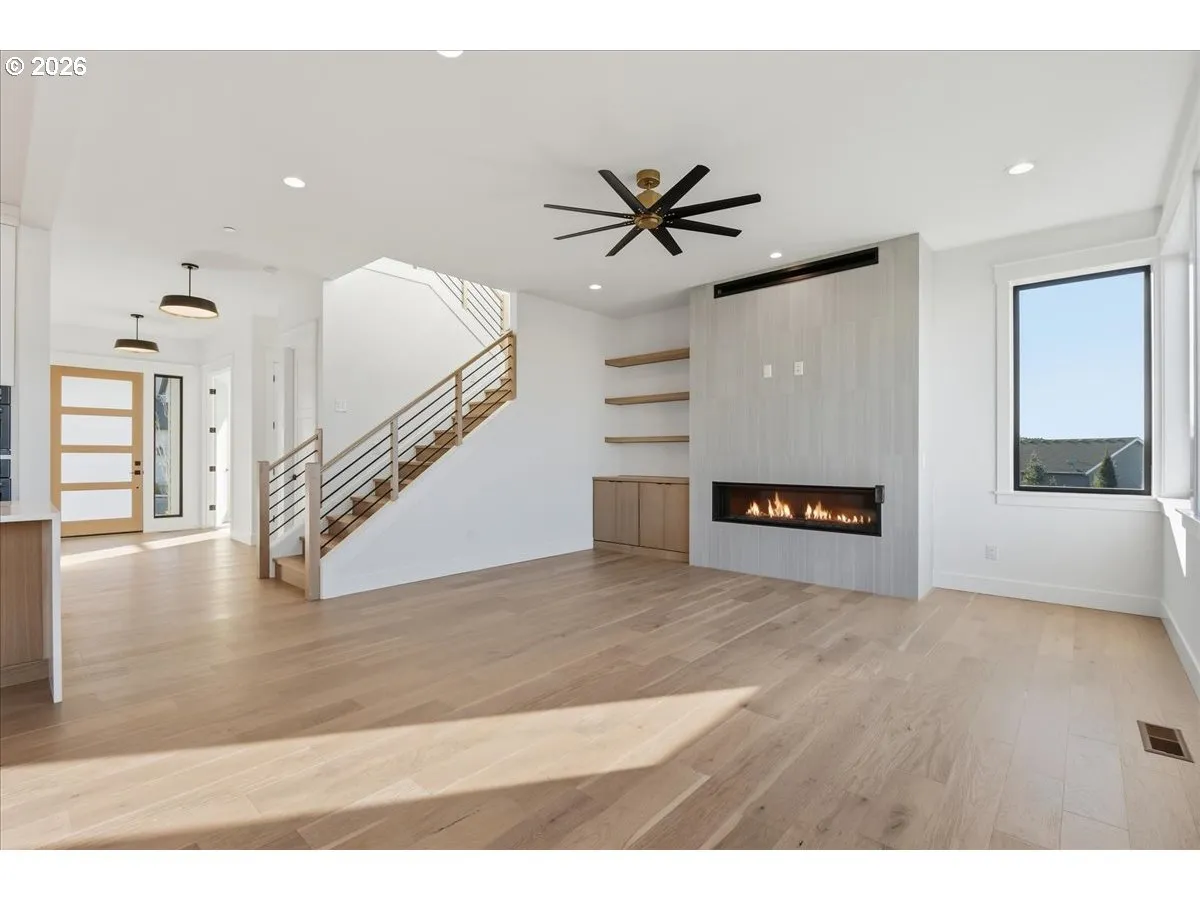 Staircase-To Upper Level