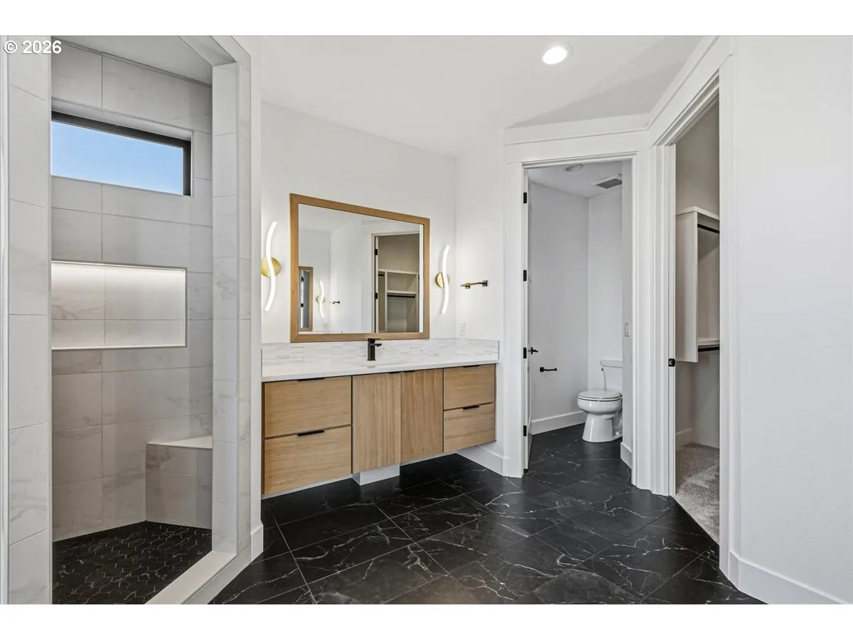 Bathroom, Attached-Walk in Shower