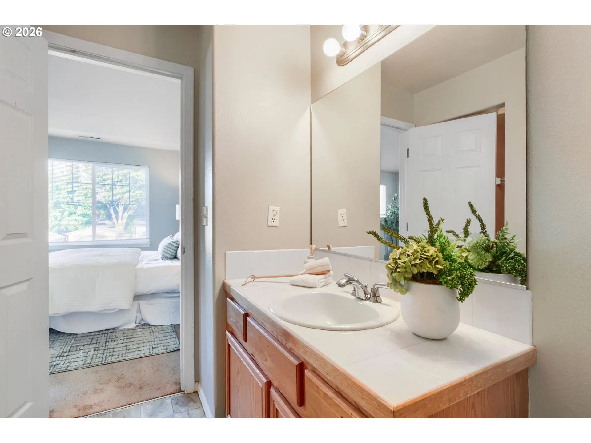 En Suite Bathroom-Upper