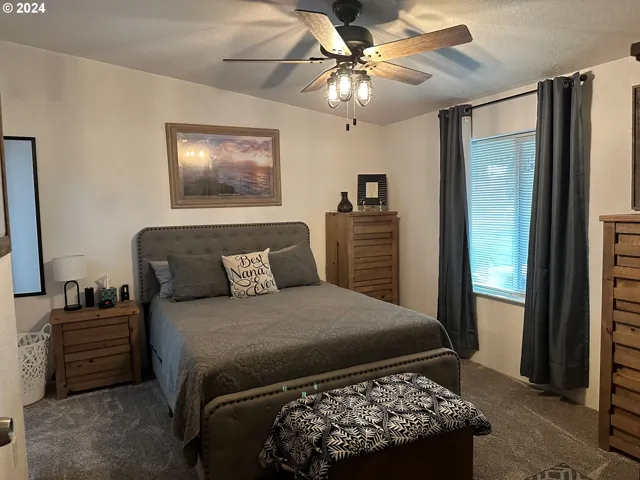 Primary Bedroom-Ceiling Fan