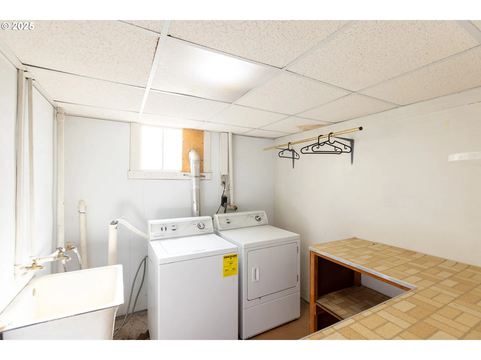 Laundry-basement