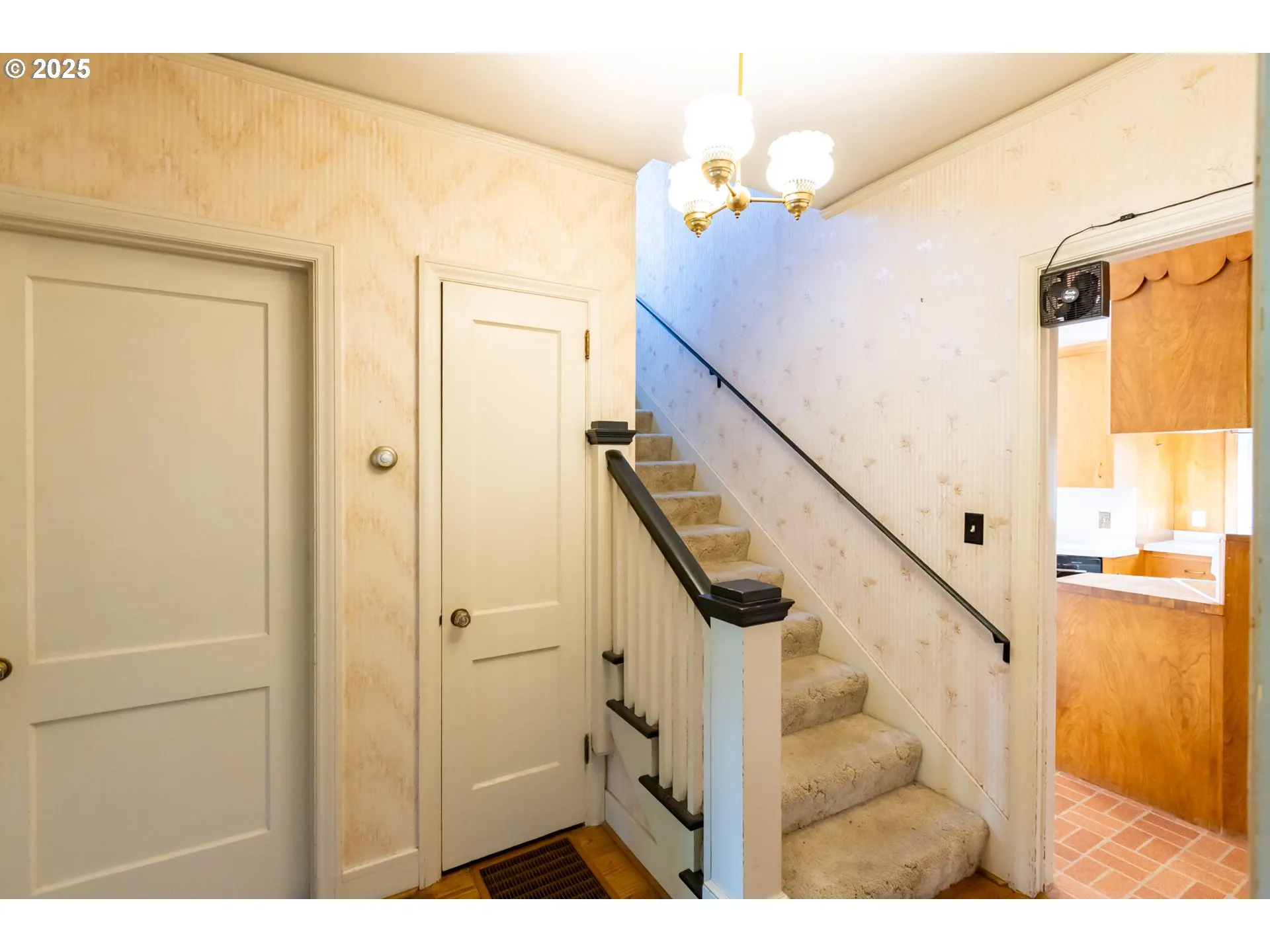 Staircase-To Upper Level