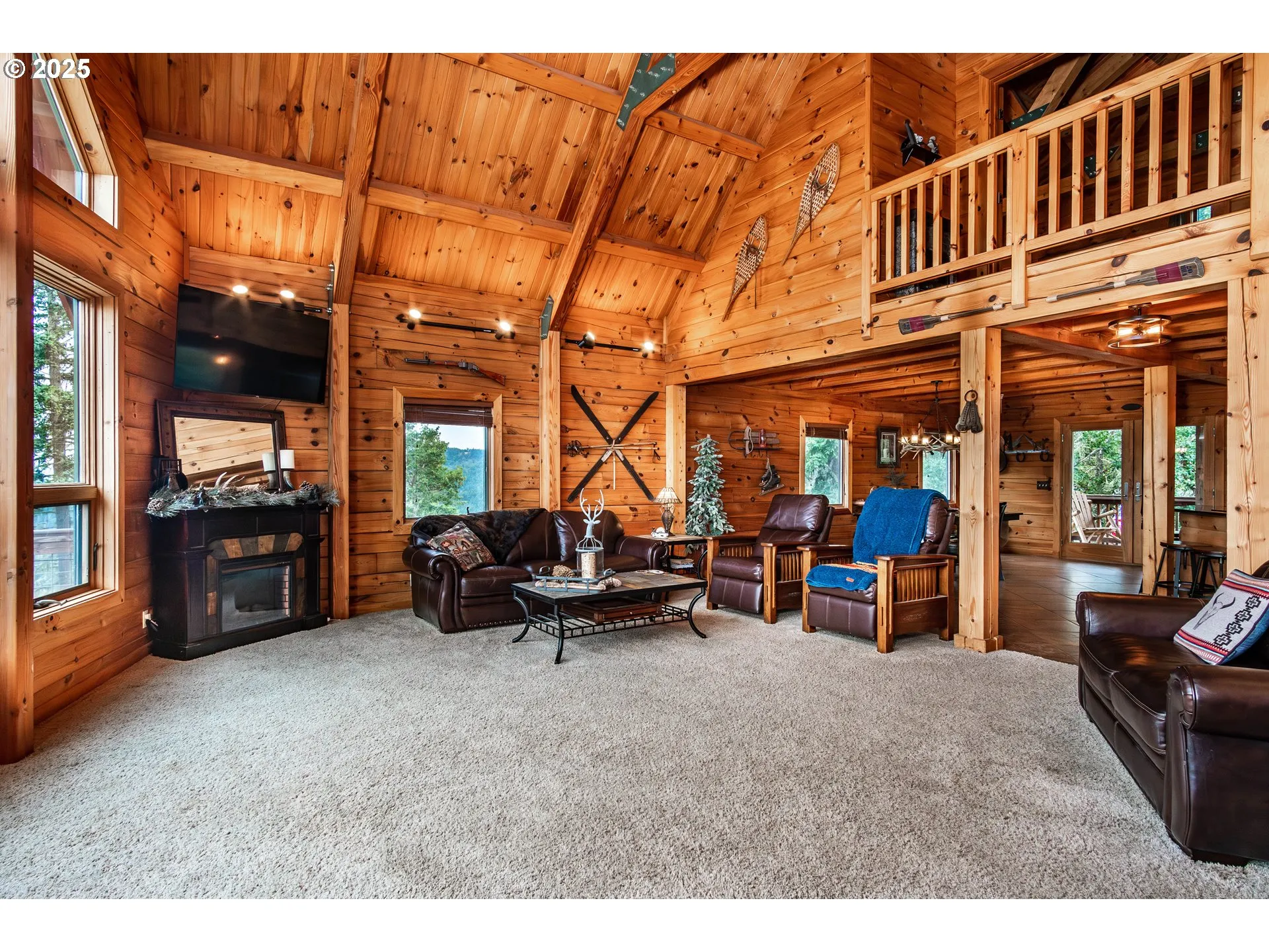 Living Room-Vaulted Ceilings