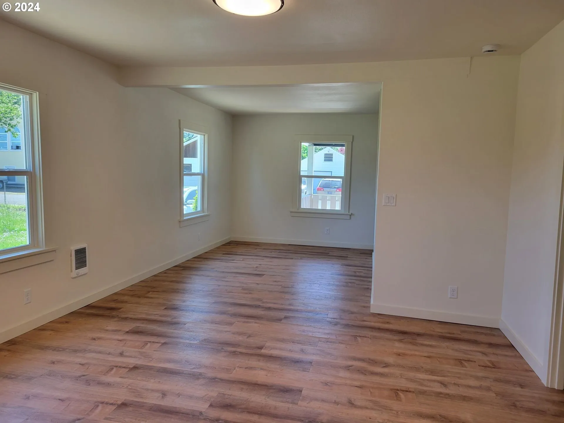 Living Room/Dining Room