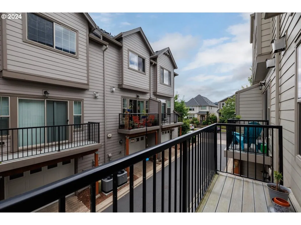 Deck-Upper